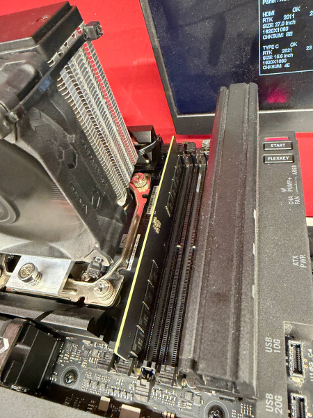 Российский блогер собрал самодельную 32-ГБ планку DDR5 для ПК из восстановленных ноутбучных SO-DIMM чипов