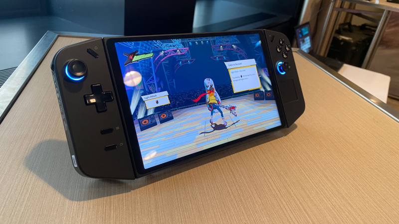 Lenovo опровергла слухи о прекращении поддержки консолей Legion Go первого поколения